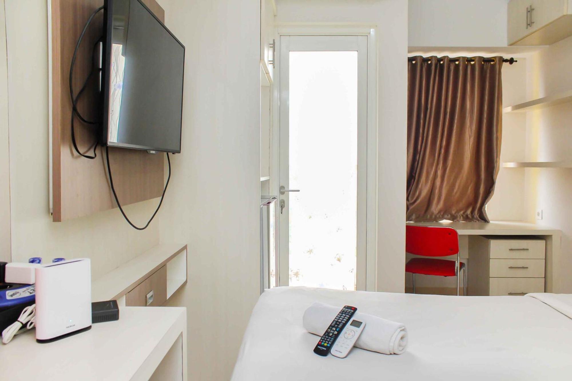 Cozy And At Springlake Summarecon By Travelio